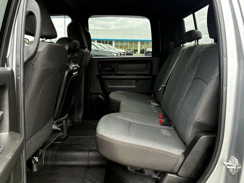 Used 2024 RAM 2500 Tradesman w/ Chrome Appearance Group AWD/4WD image 28