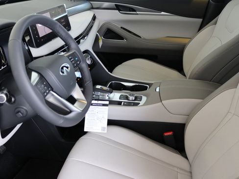 New 2026 INFINITI QX60 Luxe w/ Cargo Package AWD/4WD image 18