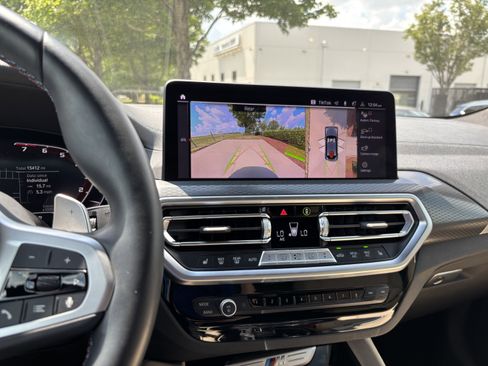 Used 2025 BMW X4 M40i image 30