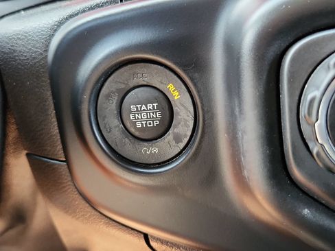 Used 2020 Jeep Wrangler Unlimited Rubicon AWD/4WD image 17