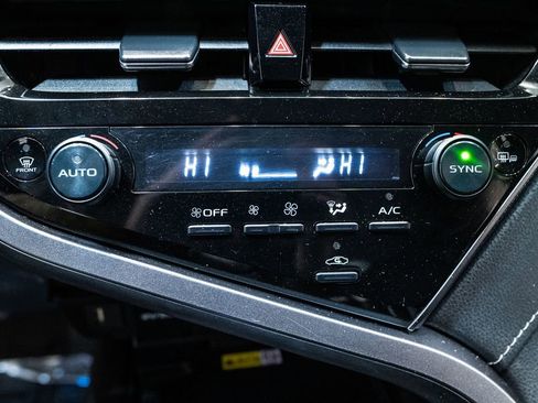 Used 2023 Toyota Camry XSE image 27