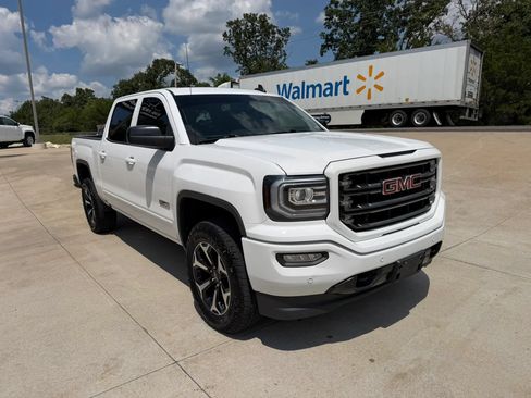 Used 2018 GMC Sierra 1500 SLT AWD/4WD image 3