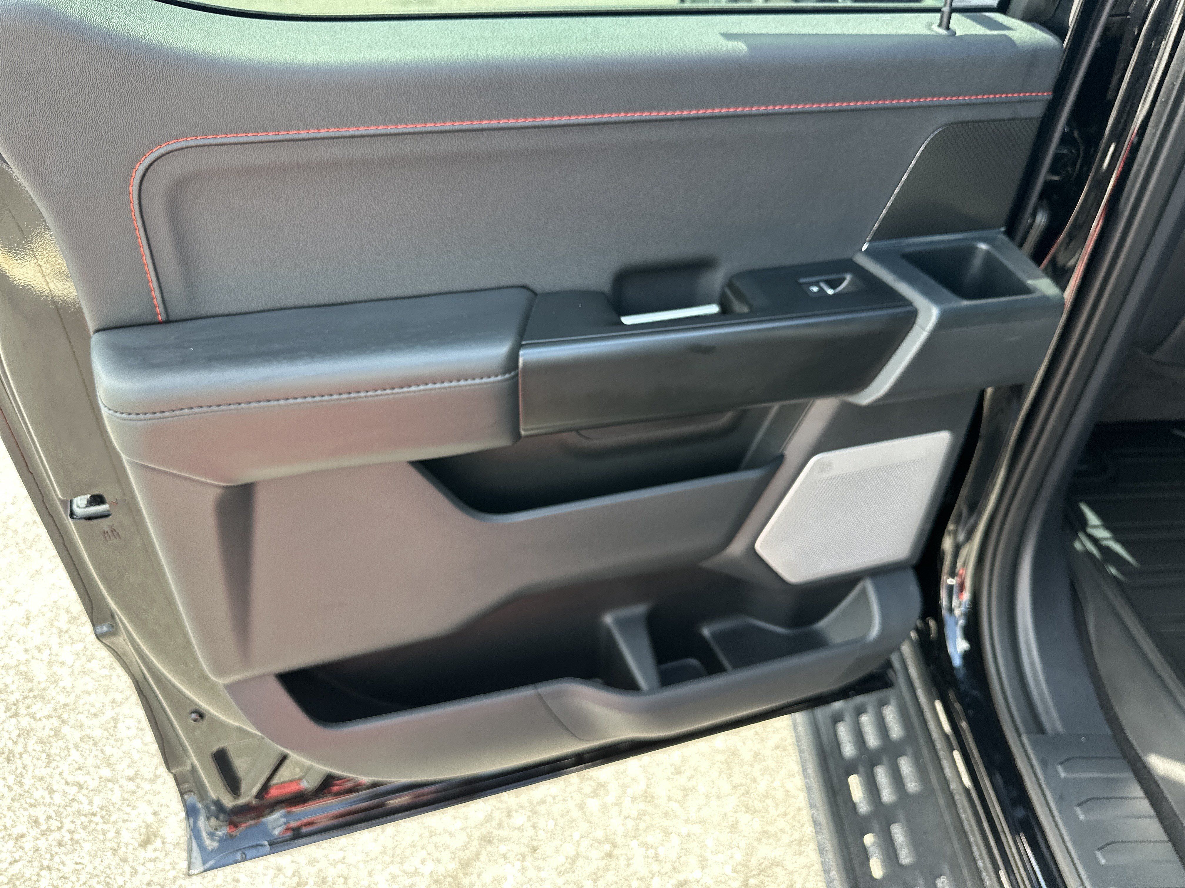 Used 2025 Ford F150 Raptor AWD/4WD image 22