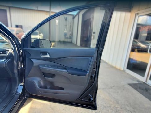 Used 2016 Honda CR-V LX image 23