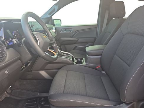 Used 2026 Chevrolet Colorado LT RWD image 11