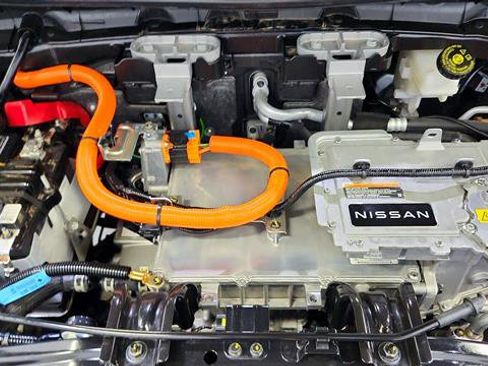 Certified 2024 Nissan Ariya AWD image 36
