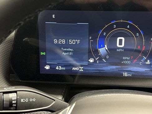 New 2026 Chevrolet Equinox LT w/ Convenience Package II AWD/4WD image 44