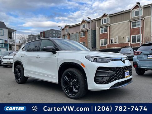 New 2026 Volkswagen Tiguan SE R-Line image 1