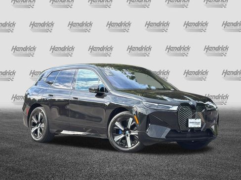 Used 2024 BMW iX xDrive50 w/ Premium Package AWD/4WD image 2