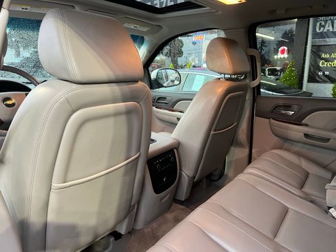 Used 2007 Chevrolet Tahoe LTZ w/ LTZ Preferred Equipment Group image 29