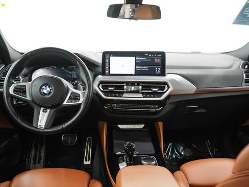 Used 2023 BMW X4 xDrive30i AWD/4WD image 16