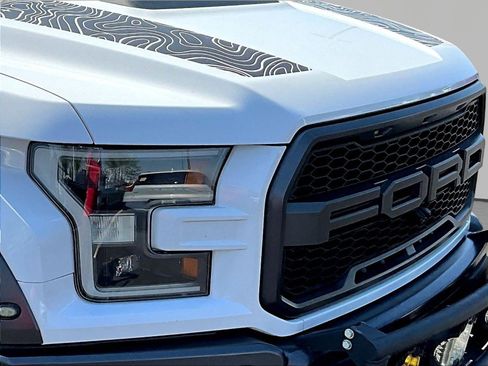 Used 2017 Ford F150 Raptor w/ Equipment Group 802A Luxury AWD/4WD image 33