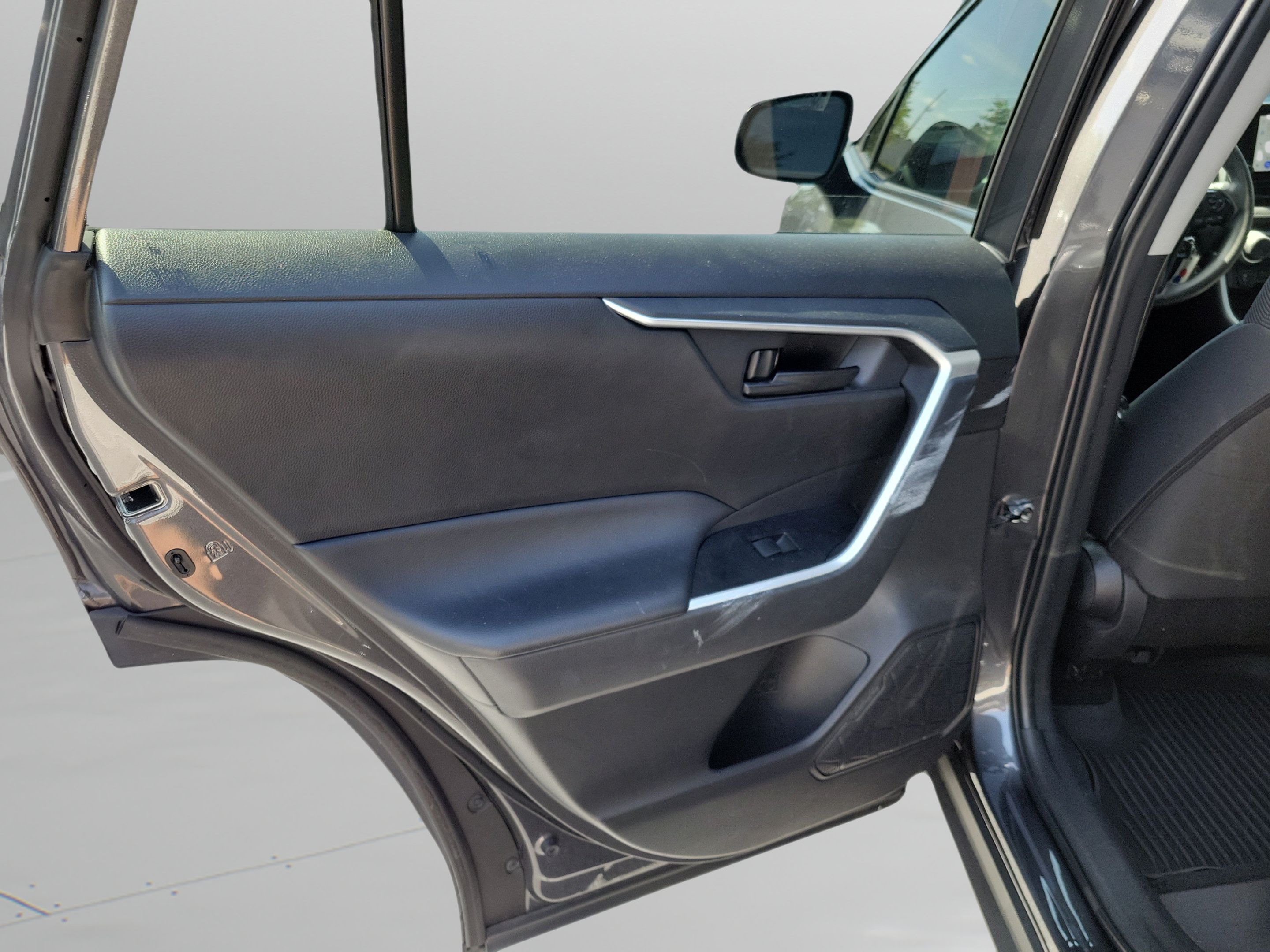 Used 2025 Toyota RAV4 LE FWD image 24