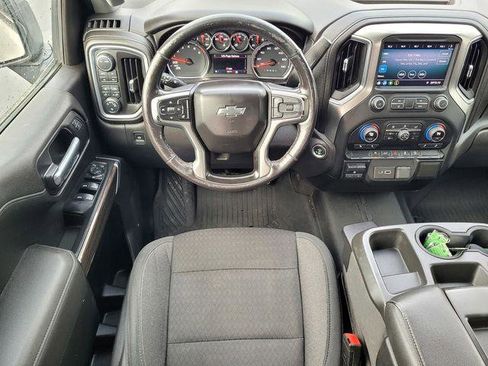 Used 2021 Chevrolet Silverado 1500 RST AWD/4WD image 16