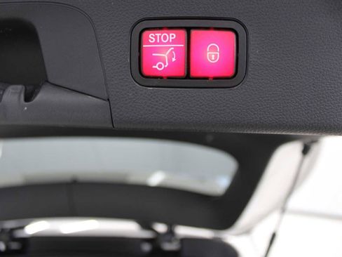 Used 2020 Mercedes-Benz GLC 300 GLC 300 image 10