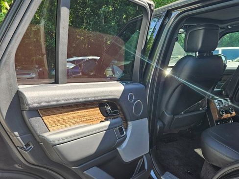 Used 2018 Land Rover Range Rover Supercharged image 52