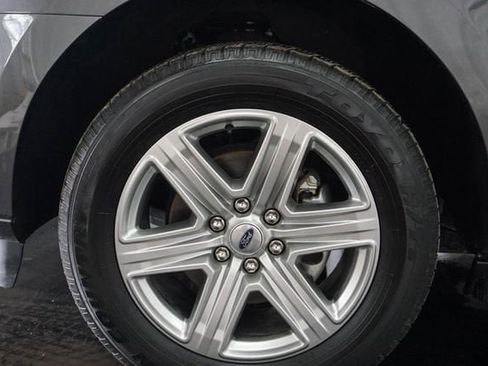 Used 2021 Ford Expedition Max XLT RWD image 4