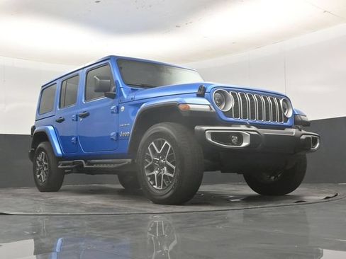 Used 2024 Jeep Wrangler Unlimited Sahara w/ Technology Group AWD/4WD image 50