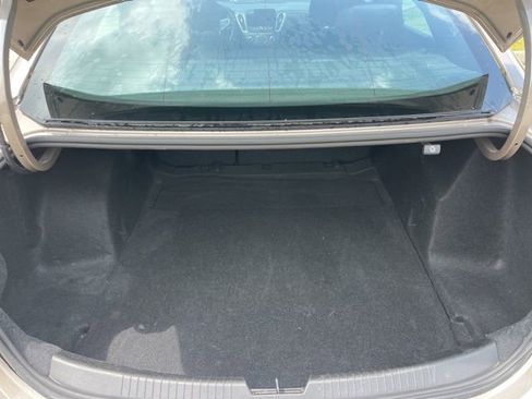 Used 2025 Chevrolet Malibu LT FWD image 6