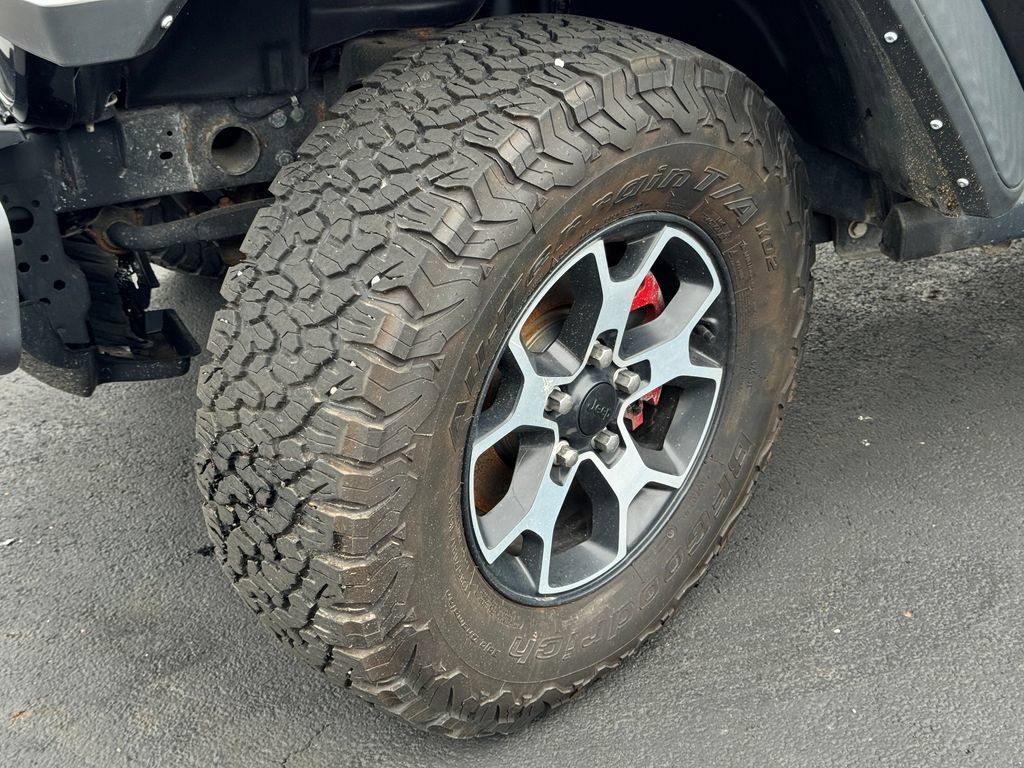 Used 2021 Jeep Wrangler Unlimited Rubicon AWD/4WD image 9