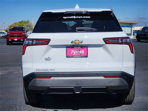 New 2026 Chevrolet Equinox LT w/ Convenience Package II image 5