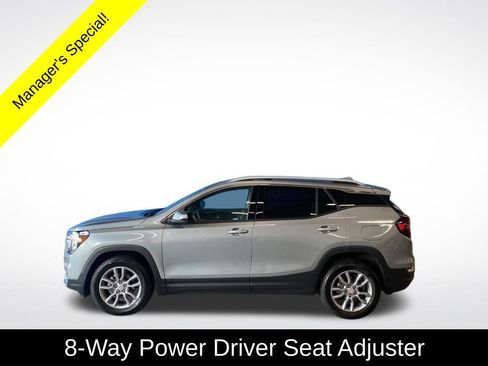 Used 2024 GMC Terrain SLT AWD/4WD image 15