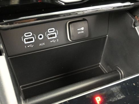 New 2026 Jeep Grand Cherokee Limited w/ Limited Altitude Package RWD image 26