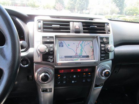Used 2011 Toyota 4Runner Limited AWD/4WD image 14