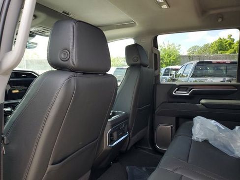 New 2026 GMC Sierra 3500 Denali w/ Denali Reserve Package AWD/4WD image 11