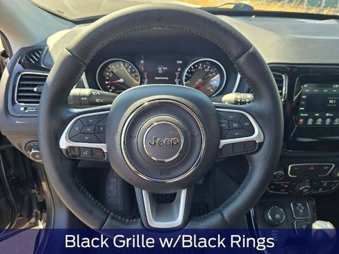 Used 2021 Jeep Compass Latitude AWD/4WD image 19