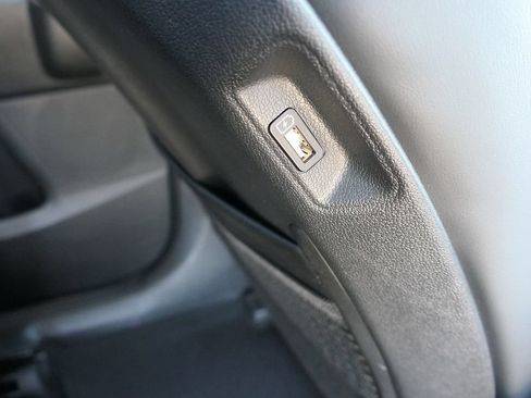 Used 2023 Kia Sorento EX FWD image 24