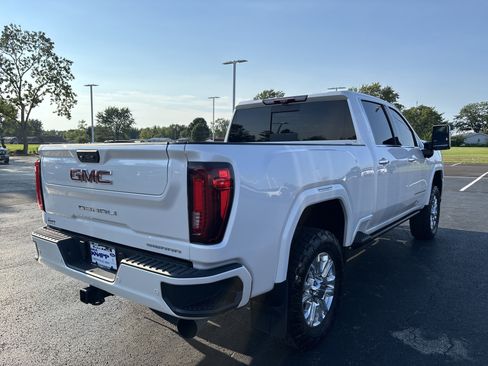 Used 2022 GMC Sierra 2500 Denali w/ Denali Ultimate Package AWD/4WD image 5