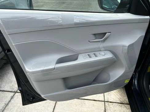 New 2026 Hyundai Kona SE AWD/4WD image 11