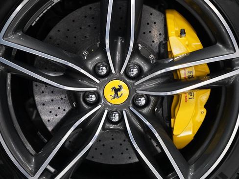 Used 2023 Ferrari Roma Base 2dr Coupe image 25