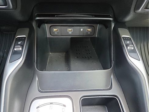 Used 2023 Kia Sorento EX AWD/4WD image 17