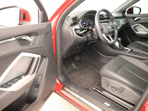 Certified 2022 Audi Q3 2.0T Premium w/ Convenience Package AWD/4WD image 14