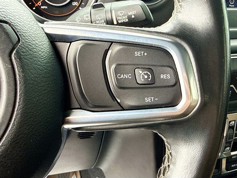 Used 2020 Jeep Wrangler Unlimited Sahara w/ LED Lighting Group image 37