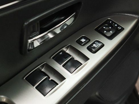 Used 2025 Mitsubishi Outlander Sport SE AWD/4WD image 19