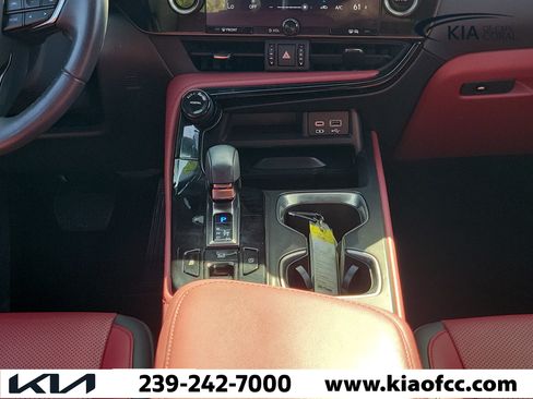 Used 2024 Lexus NX 250 FWD w/ Towing Package (2000 Lbs) image 20