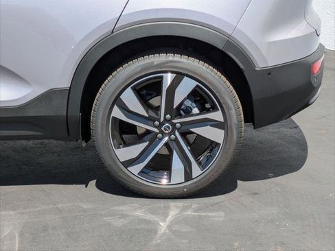 New 2026 Volvo XC40 B5 Ultra w/ Climate Package image 6