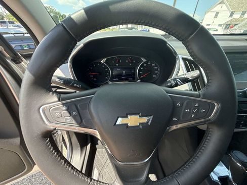 Certified 2019 Chevrolet Equinox LT FWD image 11