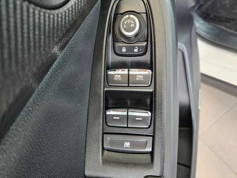 Used 2024 Subaru Crosstrek 2.5i Limited w/ Crosstrek Mirror Package image 20