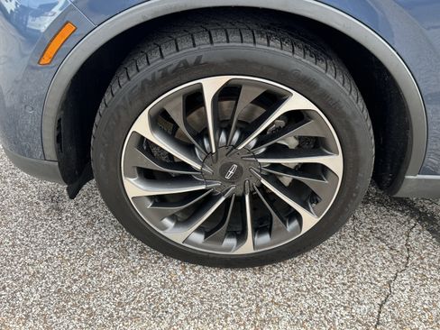 Used 2020 Lincoln Aviator Reserve w/ Equipment Group 202A image 9