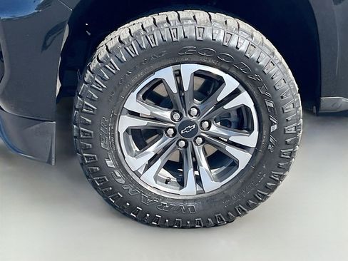Used 2022 Chevrolet Colorado Z71 AWD/4WD image 30
