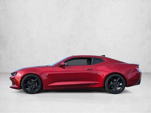 Used 2018 Chevrolet Camaro LT w/ Technology Package image 7