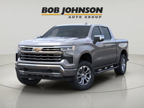 New 2026 Chevrolet Silverado 1500 LTZ w/ LTZ Premium Package AWD/4WD image 13