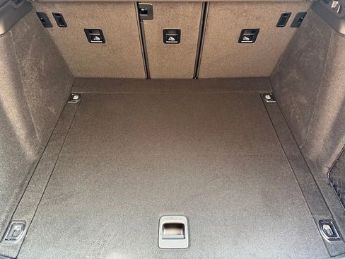 New 2026 Porsche Macan S image 26