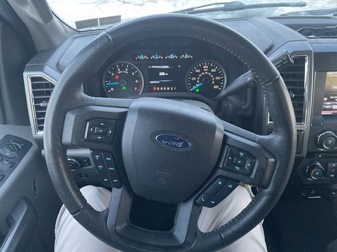 Used 2015 Ford F150 XLT w/ Equipment Group 302A Luxury image 15