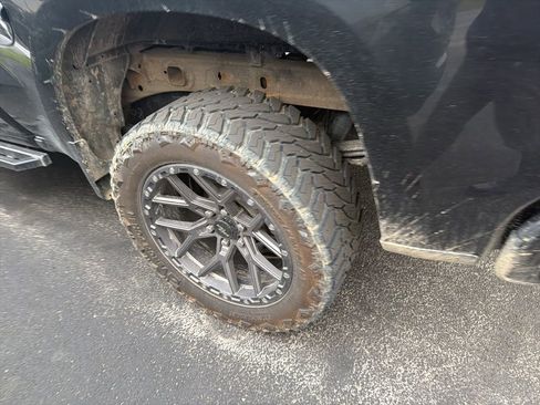 Used 2022 Chevrolet Silverado 1500 Custom image 8