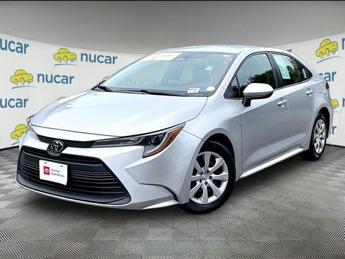 Certified 2024 Toyota Corolla LE FWD image 3